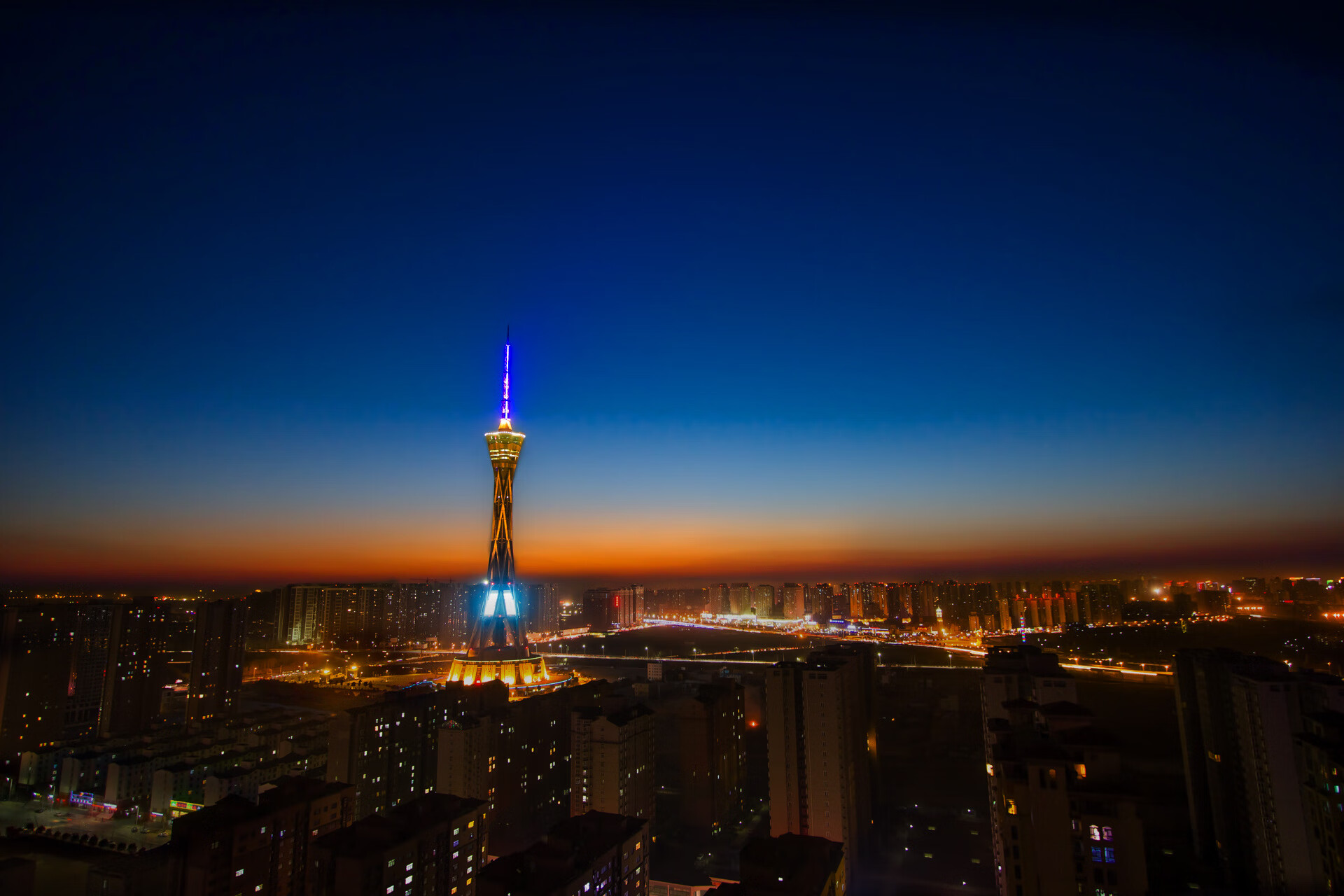 狼王：单场35分，多次突破得分成为比赛的绝对核心！，狼王对战