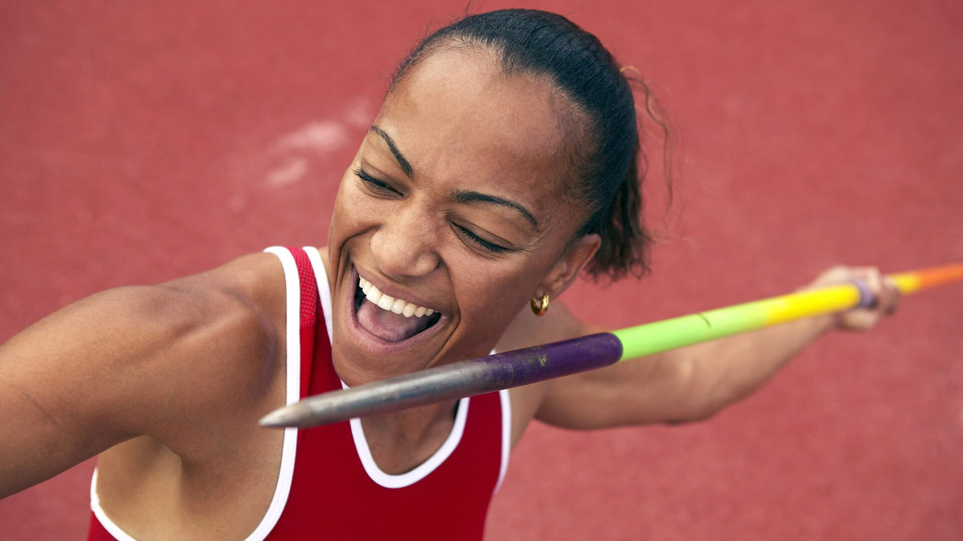 _赛后盛宴：运动员互动与粉丝大合影_，运动员合照